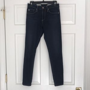 AG Farrah Skinny Jeans Size 26